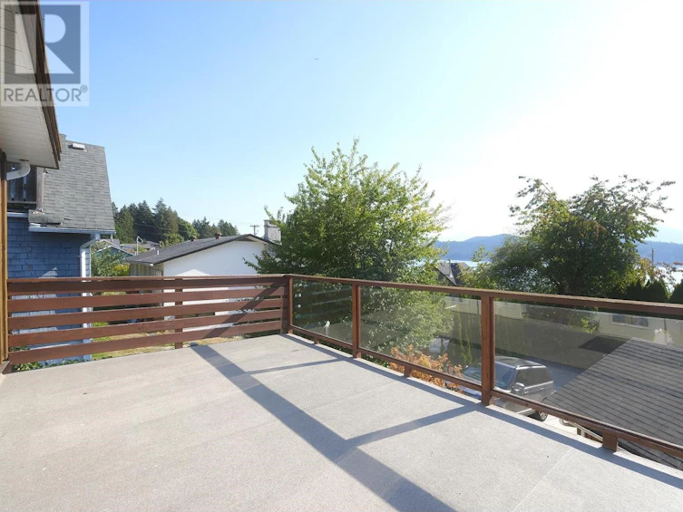 591 Killarney Lane, Gibsons, BC, V0N 1V9