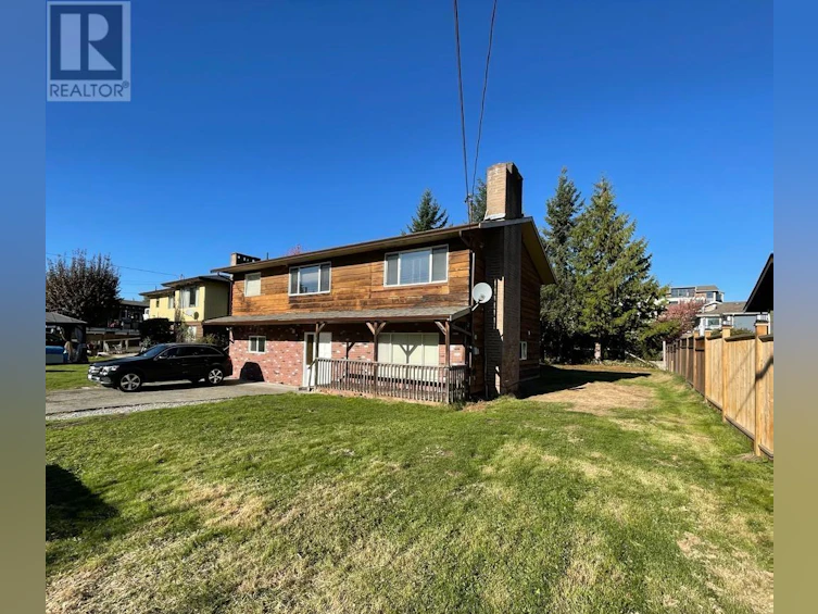 866 Poplar Lane, Gibsons, BC, V0N 1V8