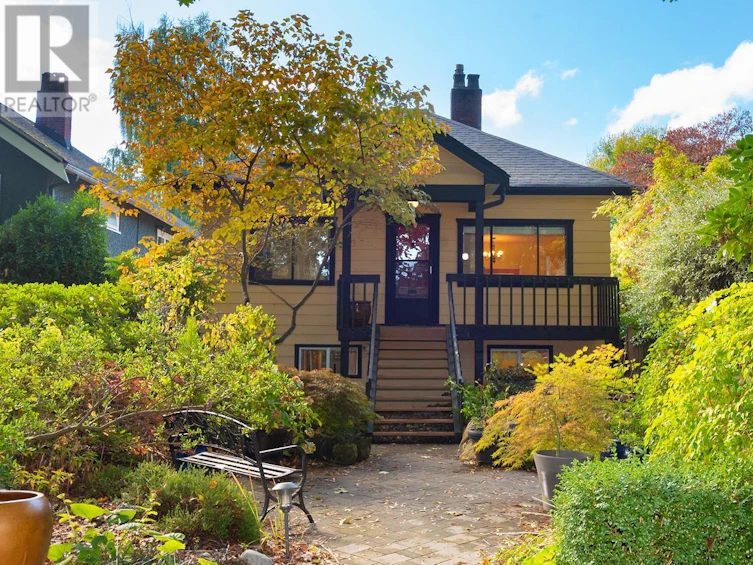 2976 West 13th Avenue, Vancouver, BC, V6K 2T9