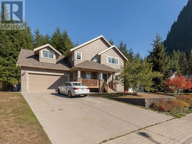 38616 Cherry Drive, Squamish, BC, V8B 0W1
