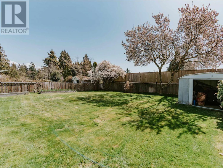 773 Seacot Way, Gibsons, BC, V0N 1V9