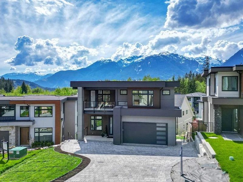 7 - 3385 Mamquam Road, Squamish BC