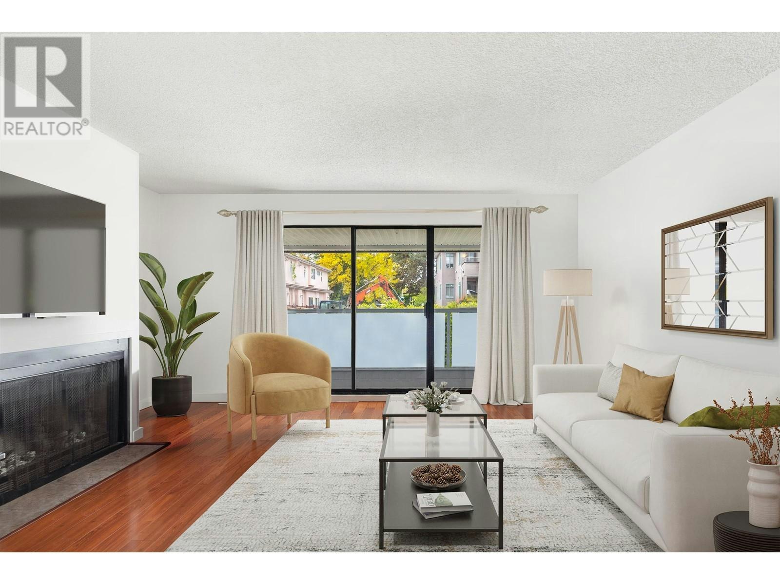 201-674 West 17th Avenue, Vancouver, BC, V5Z 1T8