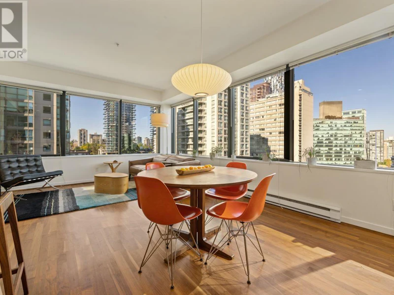 814 - 1333 W Georgia Street, Vancouver BC V6E 4V3