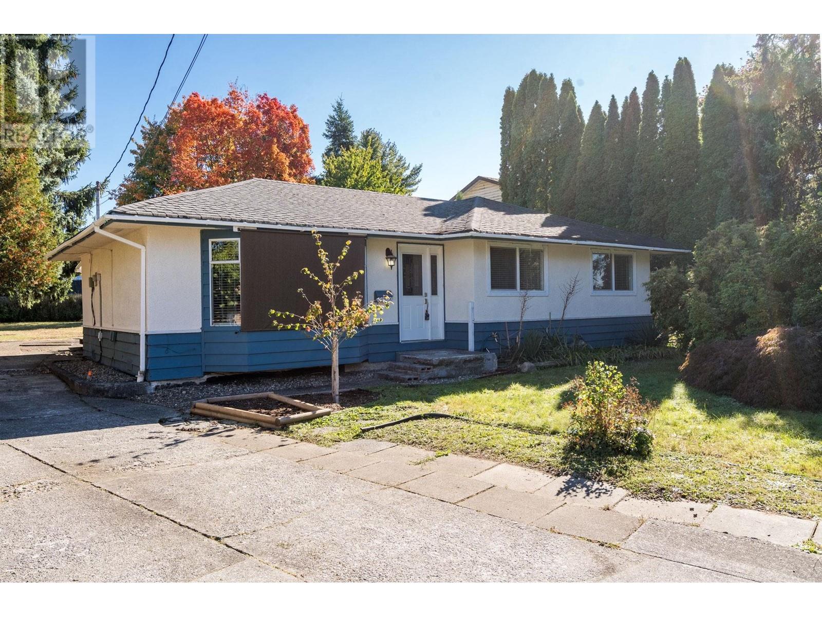 11590 203 Street, Maple Ridge, BC, V2X 4T6