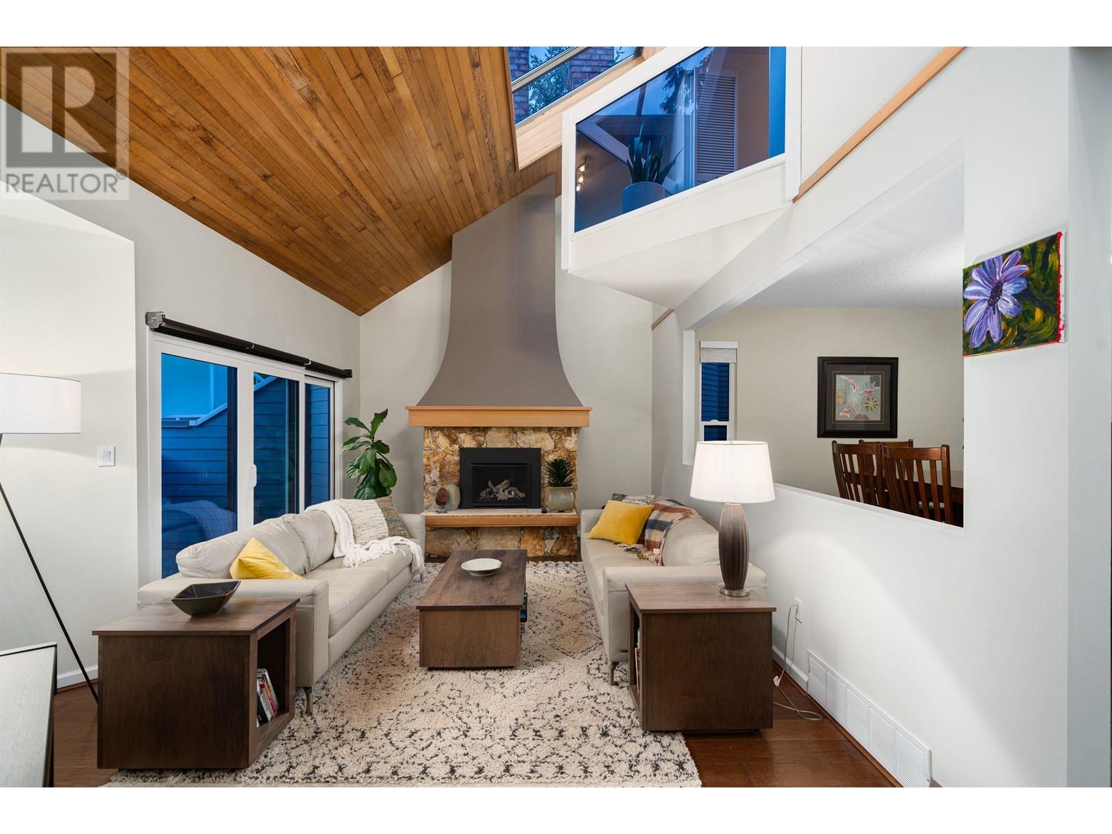5644 White Pine Lane, North Vancouver, BC, V7R 4S1