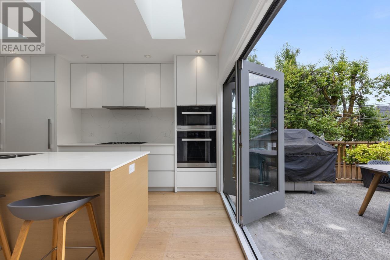 1861 William Street, Vancouver, BC, V5L 2R7