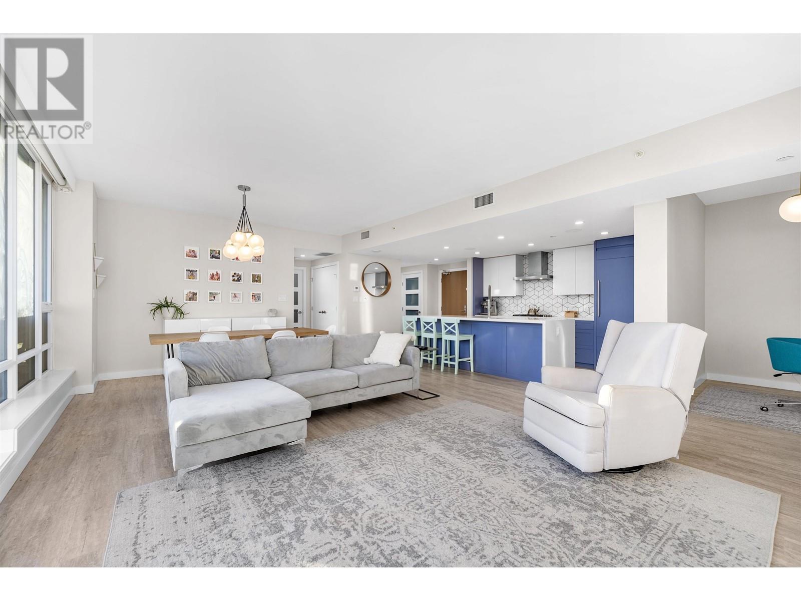 2110-1618 Quebec Street, Vancouver, BC, V6A 0C5