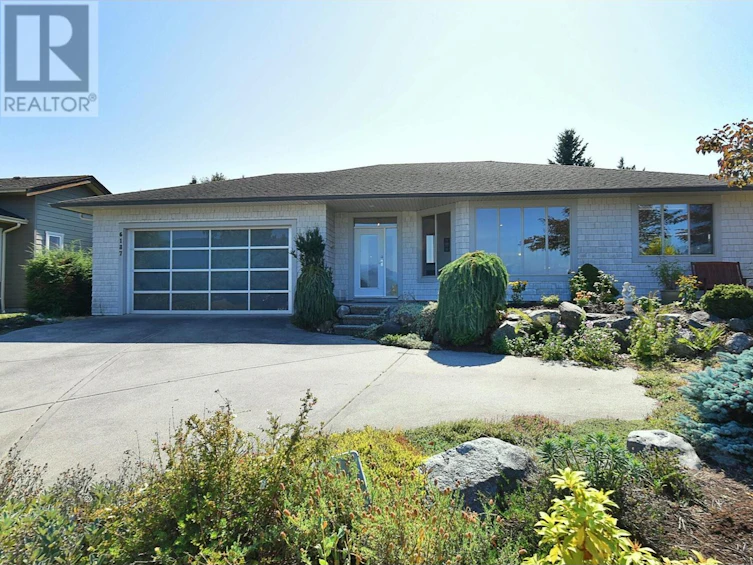 6187 Highmoor Road, Sechelt, BC, V7Z 0L1
