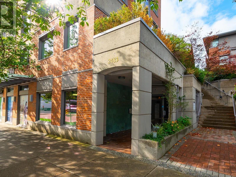506 - 2483 Yew Street, Vancouver BC V6K 3H3