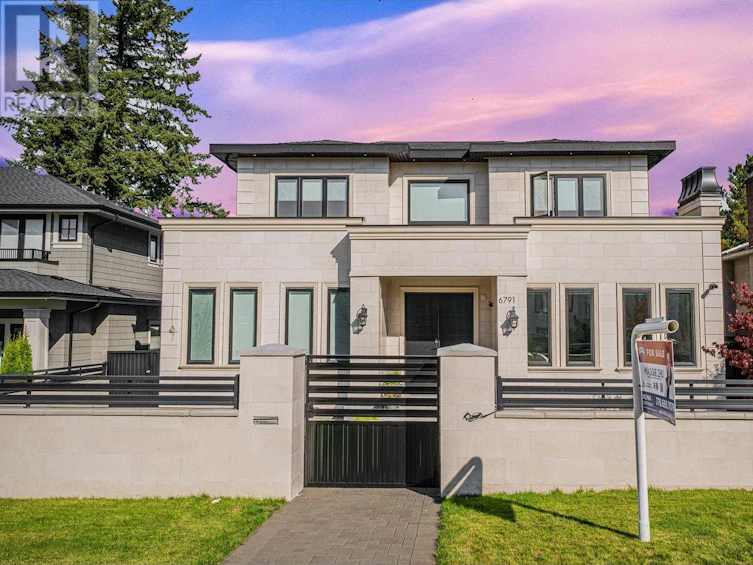 6791 Bryant Street, Burnaby, BC, V5E 1S7