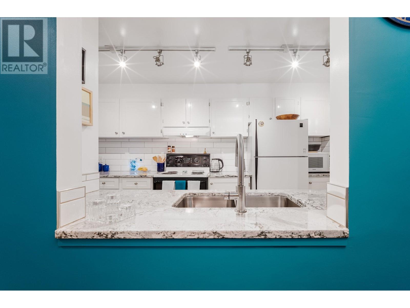103-1080 Broughton Street, Vancouver, BC, V6G 2A8