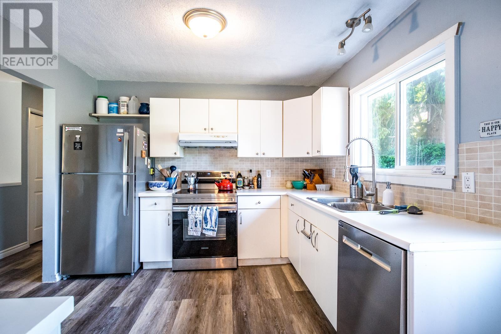 4642 Cochrane Road, Pender Harbour Egmont, BC, V0N 2H1
