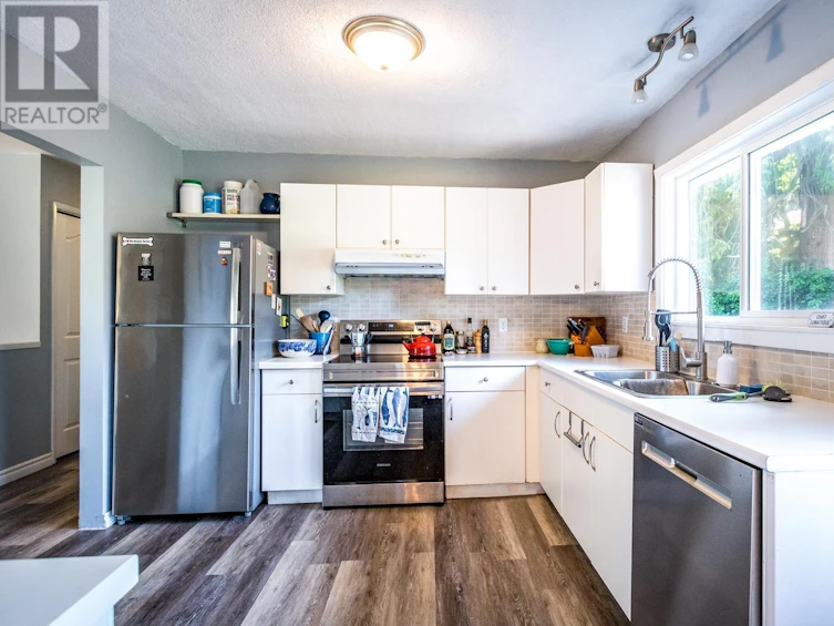 4642 Cochrane Road, Pender Harbour Egmont, BC, V0N 2H1