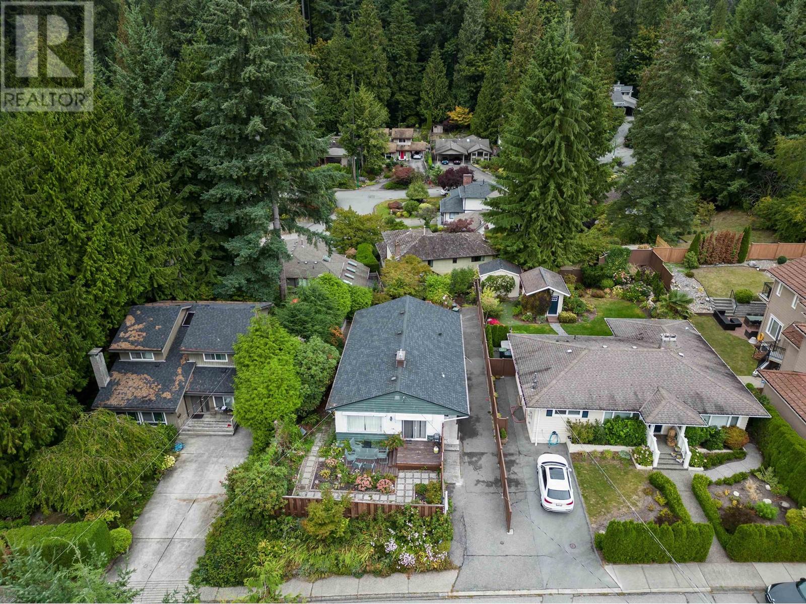 1428 Paisley Road, North Vancouver, BC, V7R 1C3