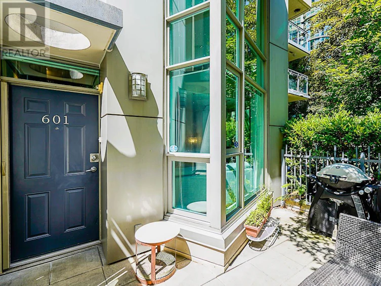 601 Jervis Street, Vancouver, BC, V6E 3M5
