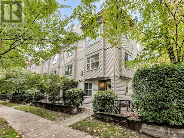 52-12449 191 Street, Pitt Meadows, BC, V3Y 2R4