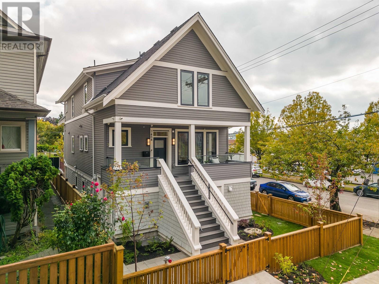 1454 William Street, Vancouver, BC, V5L 2P9