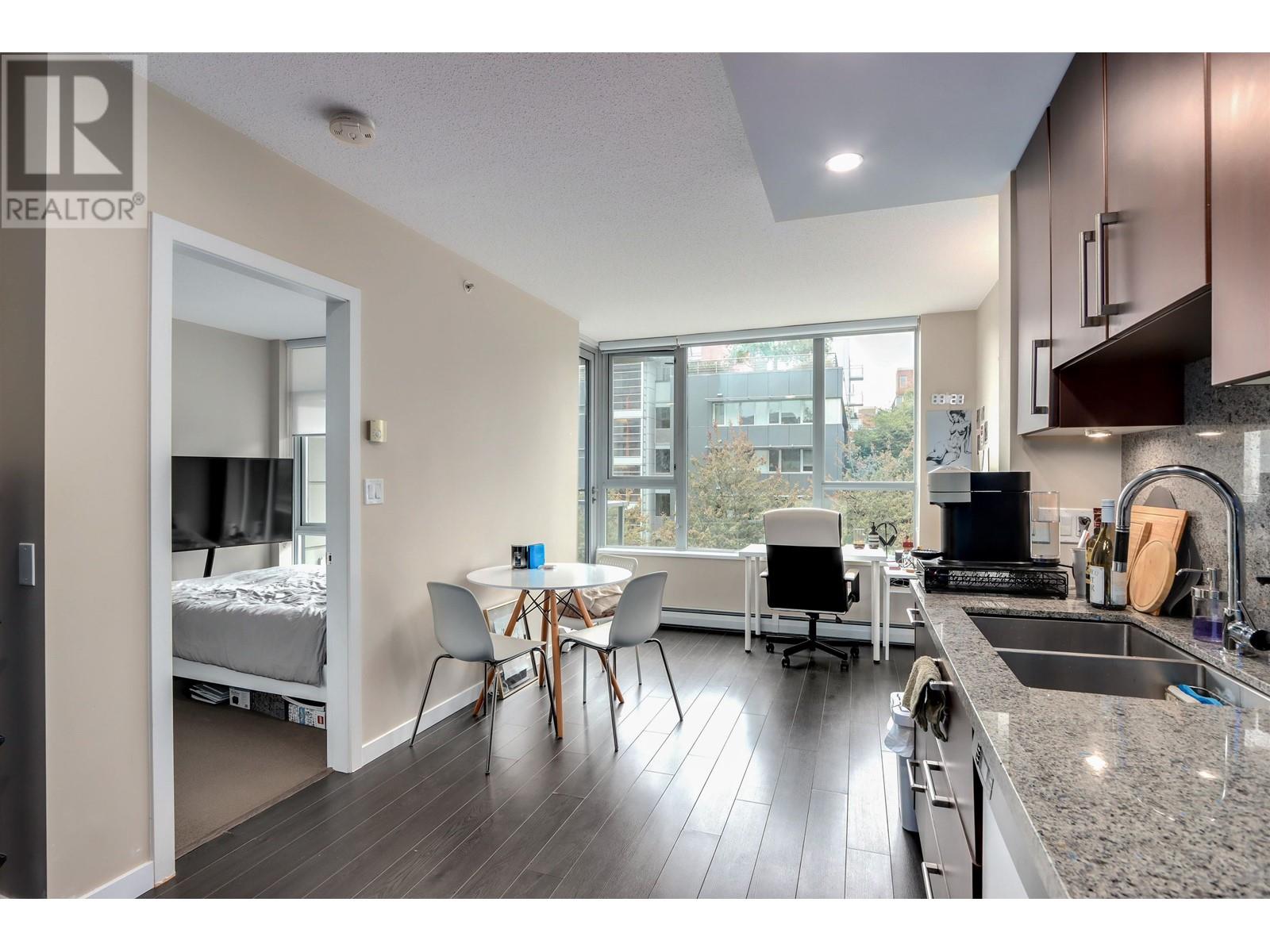 457-108 West 1st Avenue, Vancouver, BC, V5Y 0H4