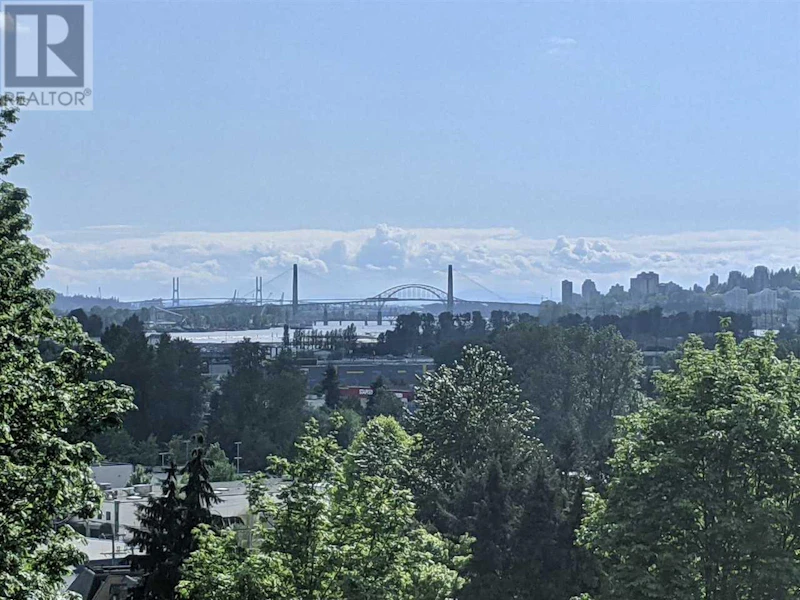 2 - 305 Decaire Street, Coquitlam BC V3K 4Z6