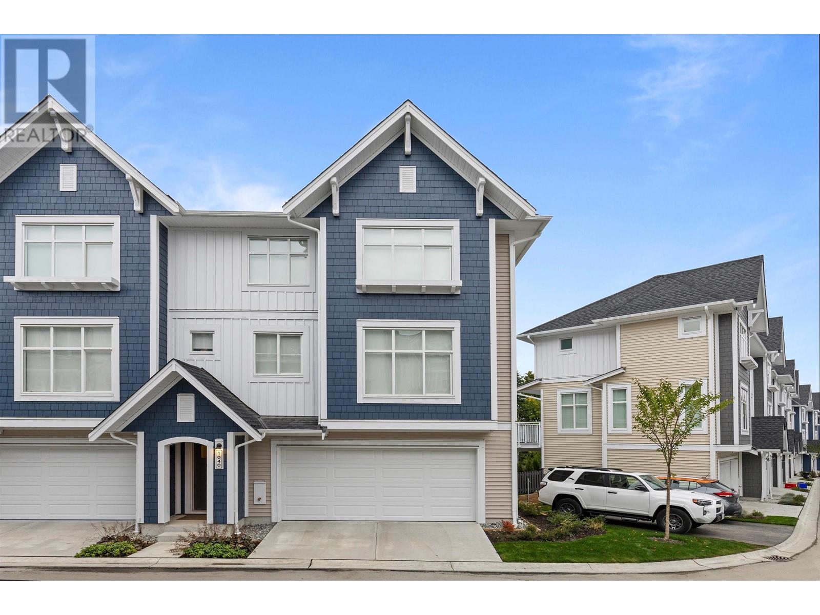 1040-11280 Pazarena Place, Maple Ridge, BC, V2X 4K9