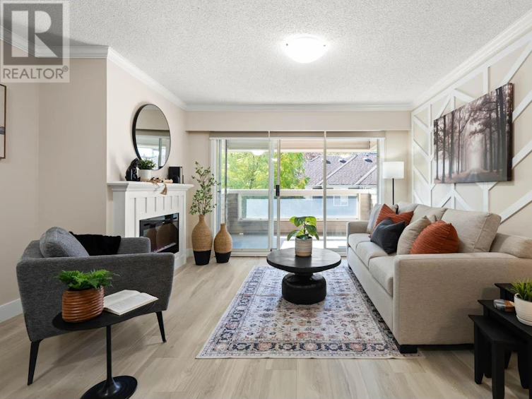 213-932 Robinson Street, Coquitlam, BC, V3J 7R8