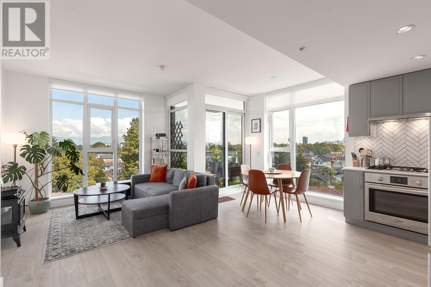 601-2435 Kingsway, Vancouver, BC, V5R 5G8