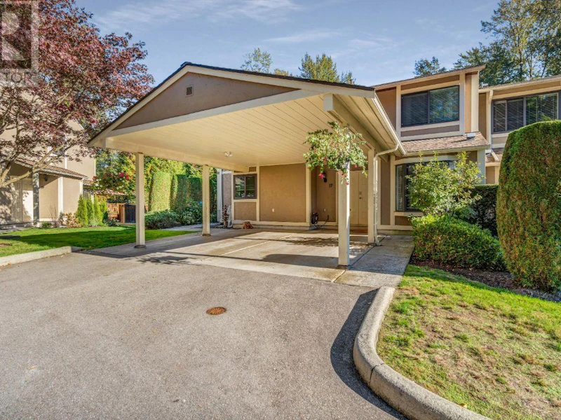 17 - 1141 Eagleridge Drive, Coquitlam BC V3E 1K1