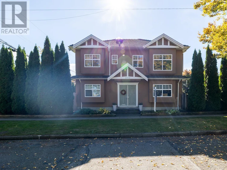 1112 East 26th Avenue, Vancouver, BC, V5V 2J5