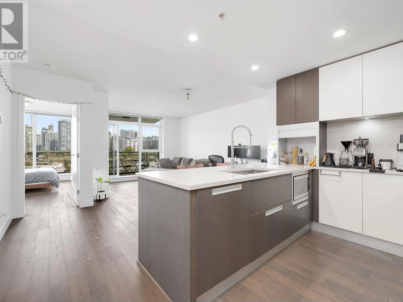 606 - 288 W 1st Avenue, Vancouver BC V5Y 0E9