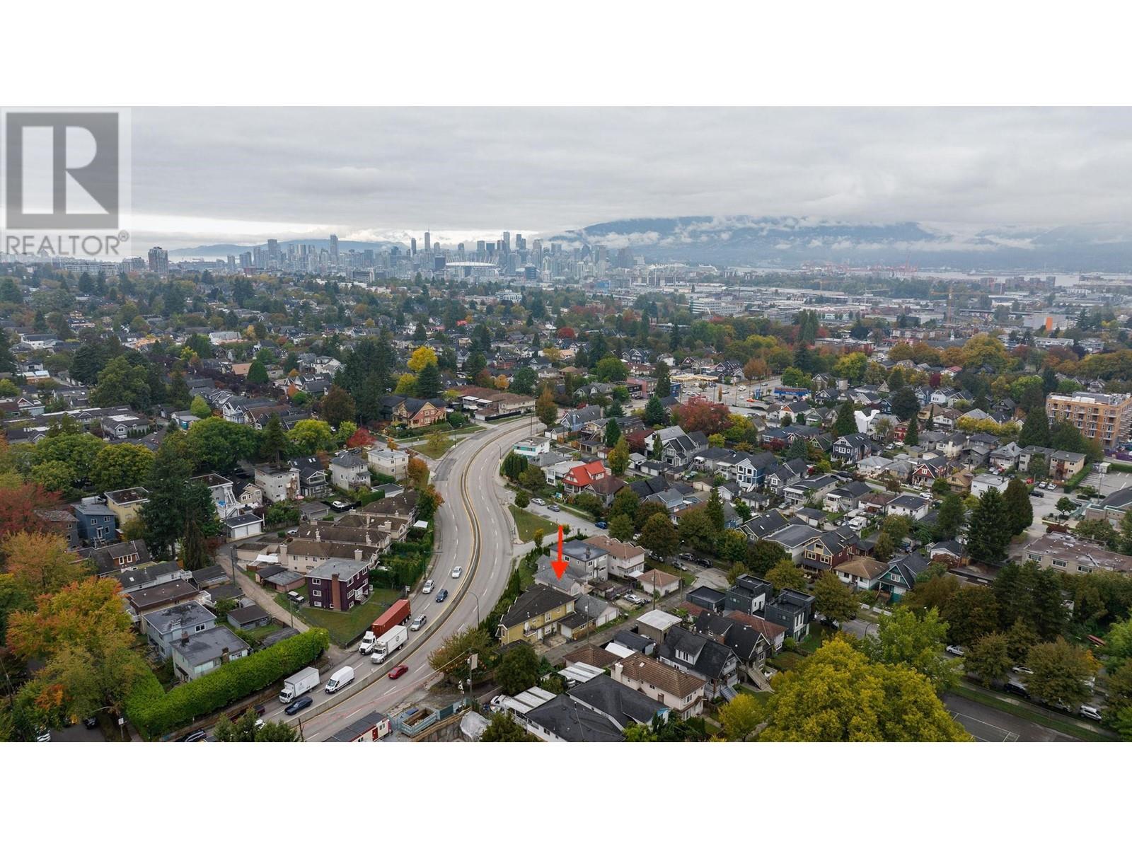 3018 Knight Street, Vancouver, BC, V5N 3K4