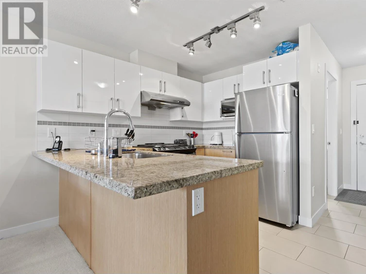 225-6828 Eckersley Road, Richmond, BC, V6Y 0E8