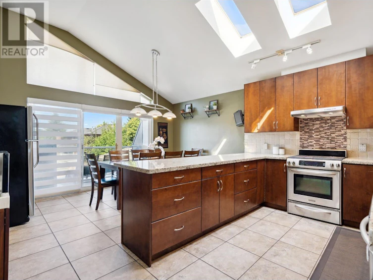 1199 Phillips Avenue, Burnaby, BC, V5A 2V8