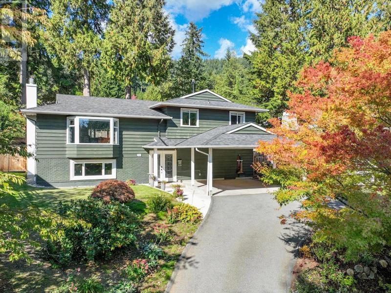 3751 Roblin Place, North Vancouver BC V7N 2C5