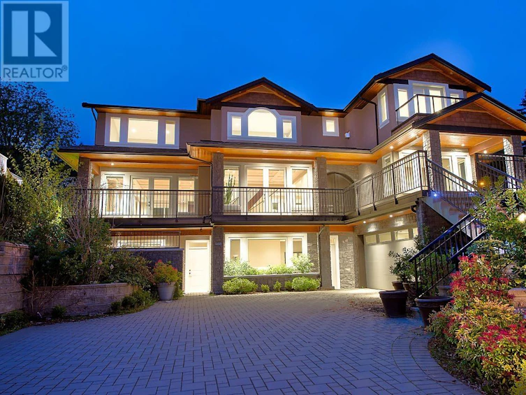 468 Genoa Crescent, North Vancouver, BC, V7N 3B7