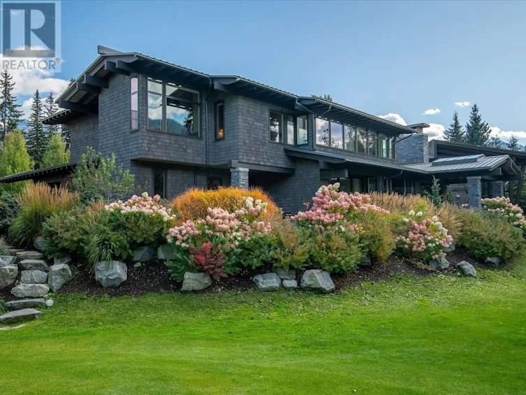 8072 Cypress Place, Whistler, BC, V8E 1J9