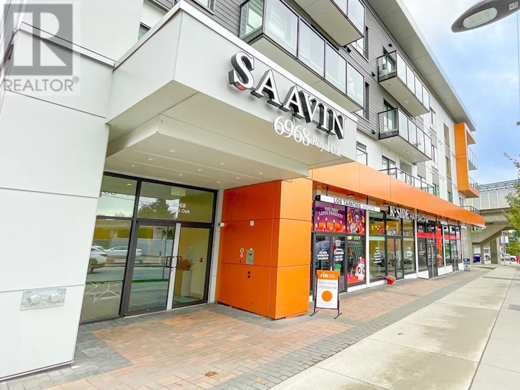 211-6968 Royal Oak Avenue, Burnaby, BC, V5J 4J2