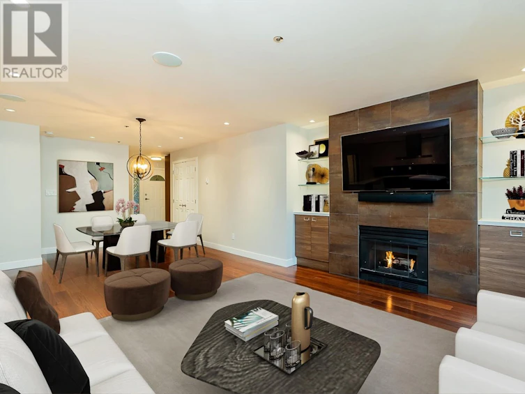 104-3220 West 4th Avenue, Vancouver, BC, V6K 1R9