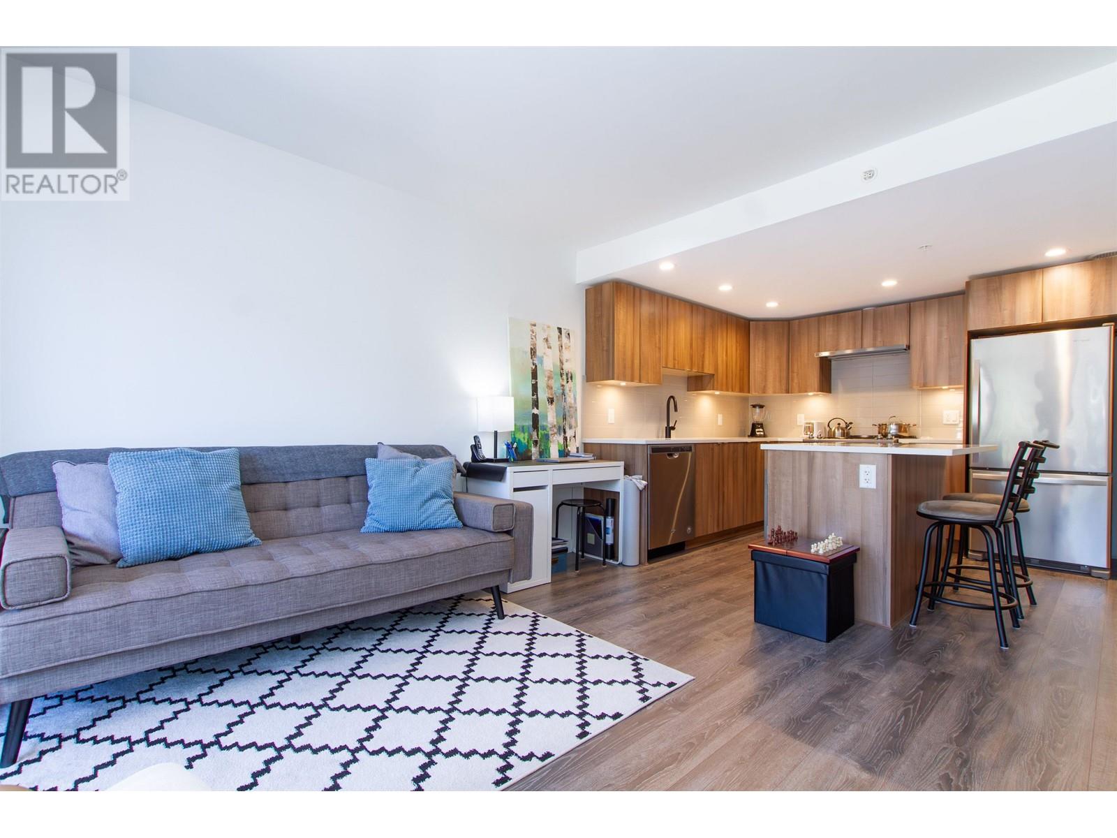 408-1365 Pemberton Avenue, Squamish, BC, V8B 1B7