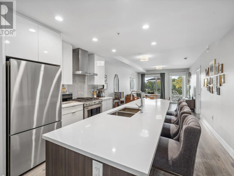 502 - 1496 Charlotte Road, North Vancouver BC
