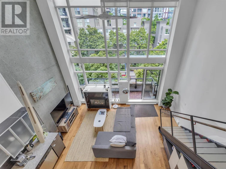 411-988 Richards Street, Vancouver, BC, V6B 8R2