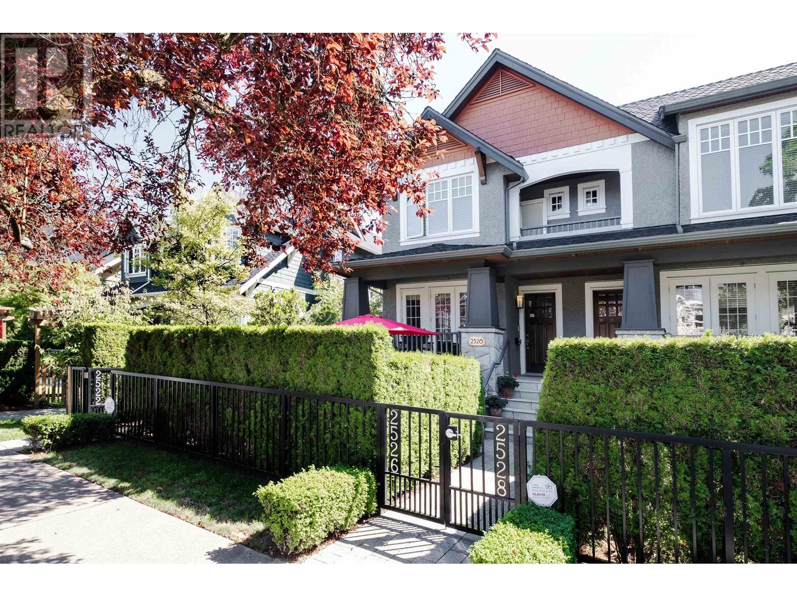 2526 West 8th Avenue, Vancouver, BC, V6K 2B4