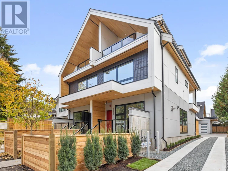 1174 East 26th Avenue, Vancouver, BC, V5V 2J7