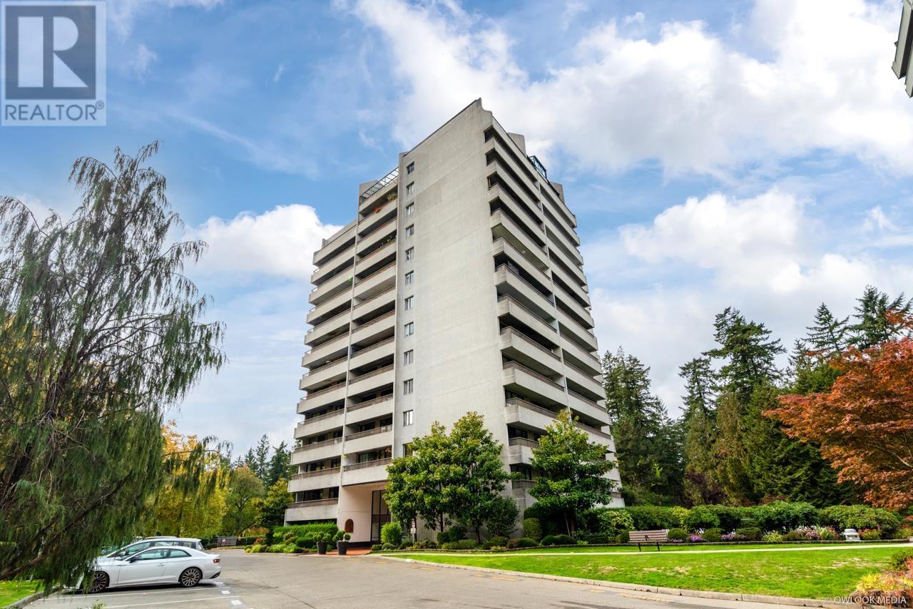 305-4194 Maywood Street, Burnaby, BC, V5H 4E9