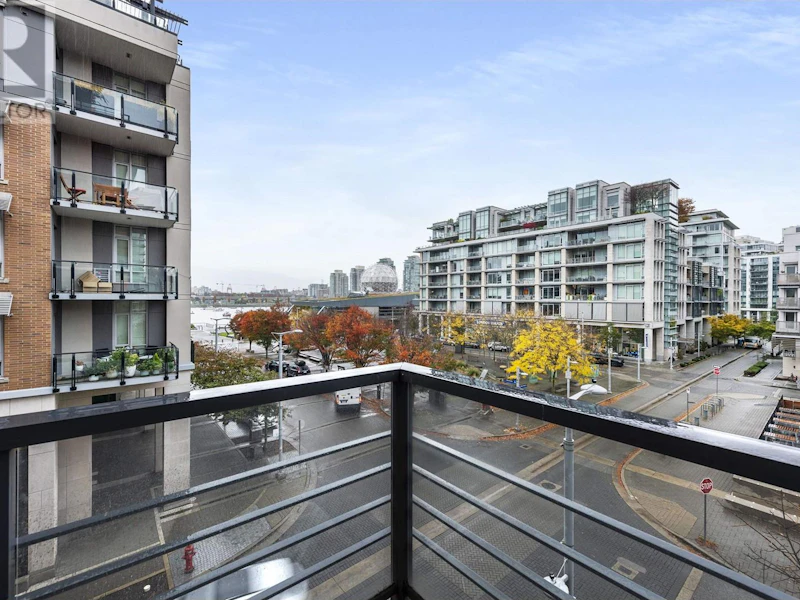 401 - 123 W 1st Avenue, Vancouver BC V5Y 0E2
