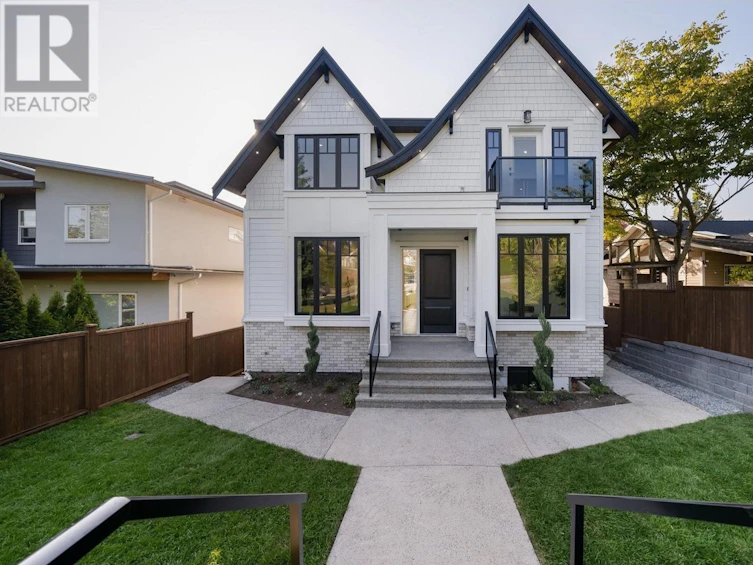 2341 Jones Avenue, North Vancouver, BC, V7M 2W9
