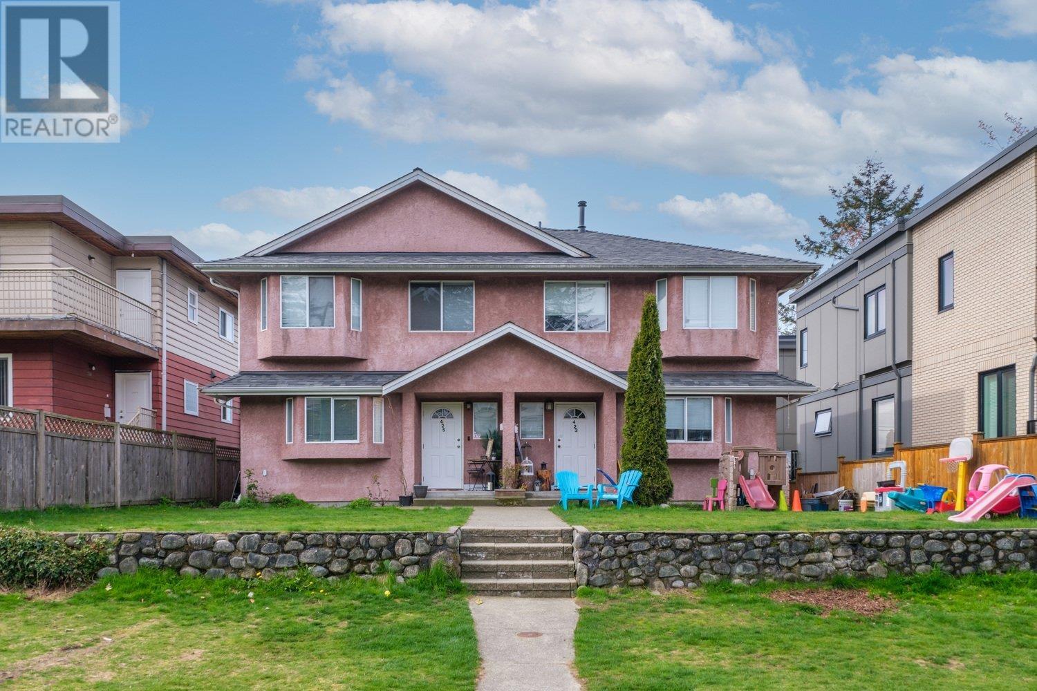 423-423-425 East 2nd Street, North Vancouver, BC, V7L 1C9