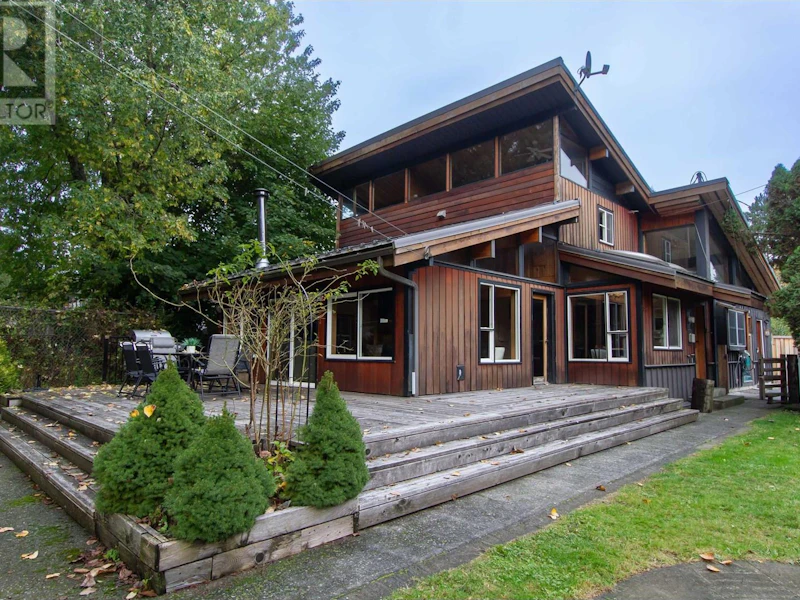 41523 Rae Road, Squamish BC V0N 0A4