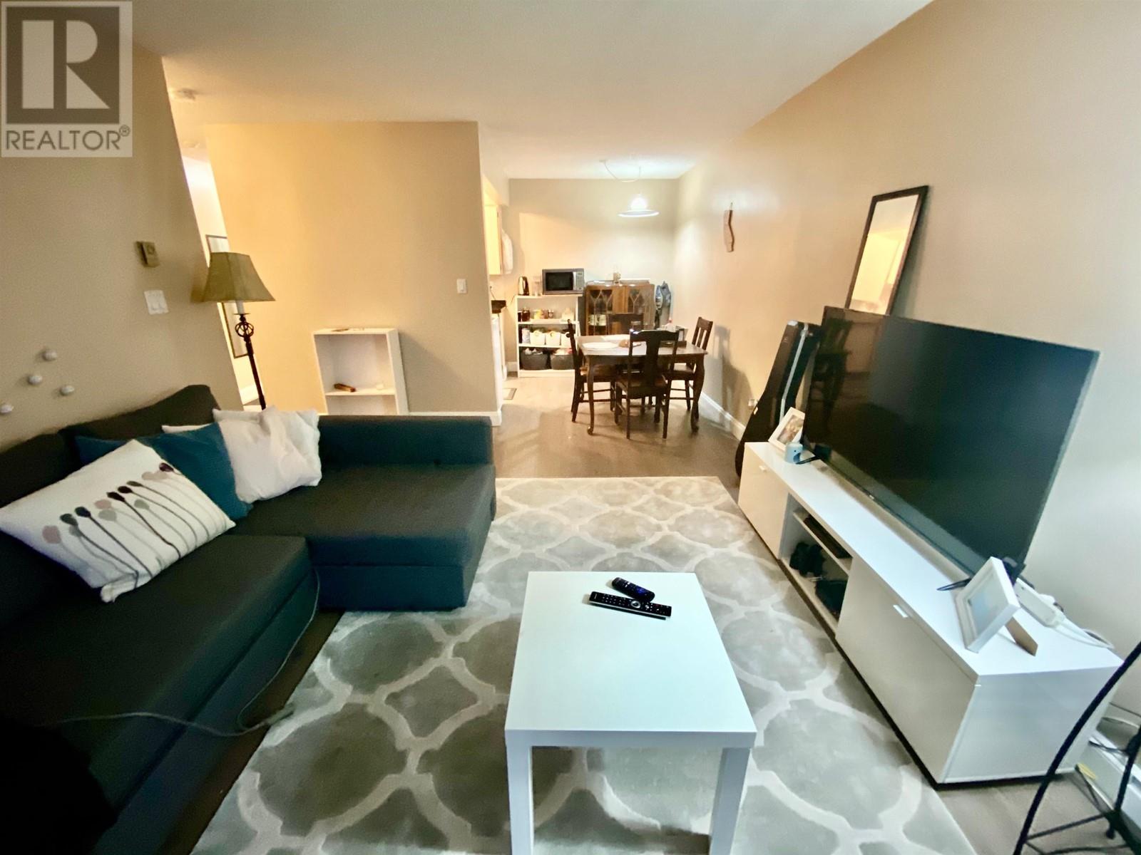203-315 Tenth Street, New Westminster, BC, V3M 3Y2