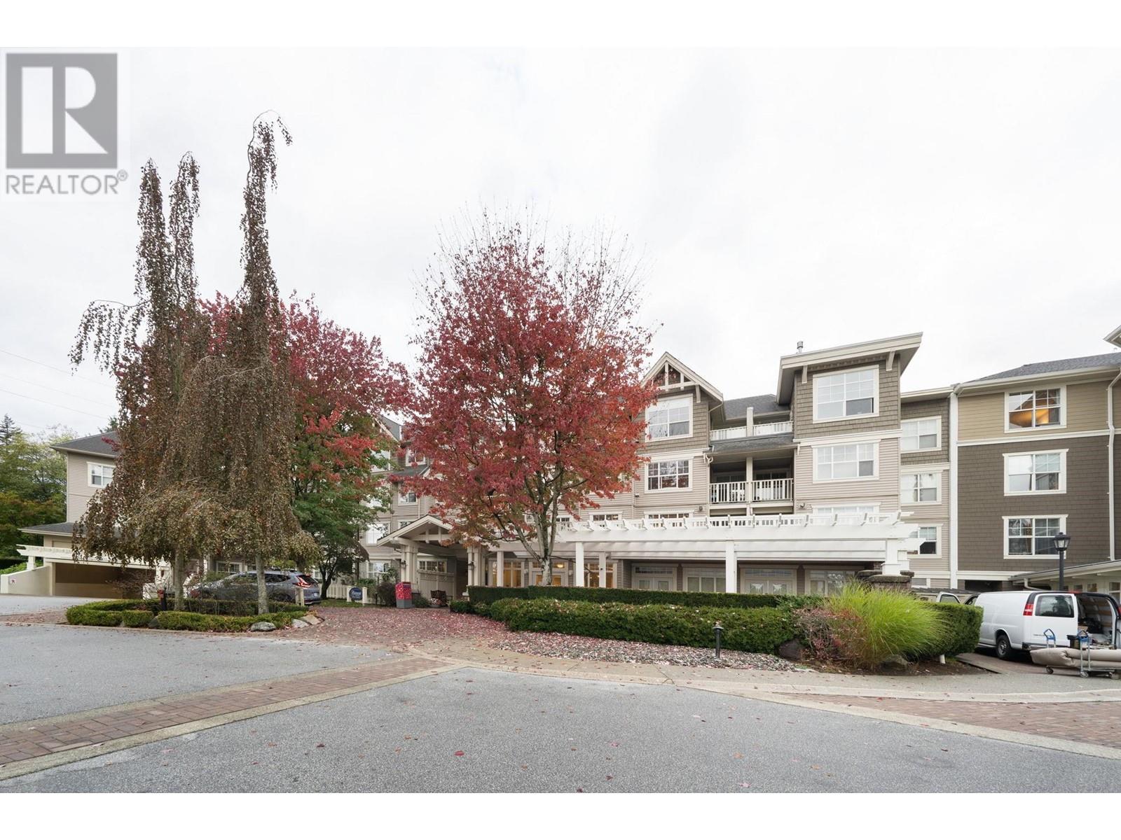 202-960 Lynn Valley Road, North Vancouver, BC, V7J 3V6